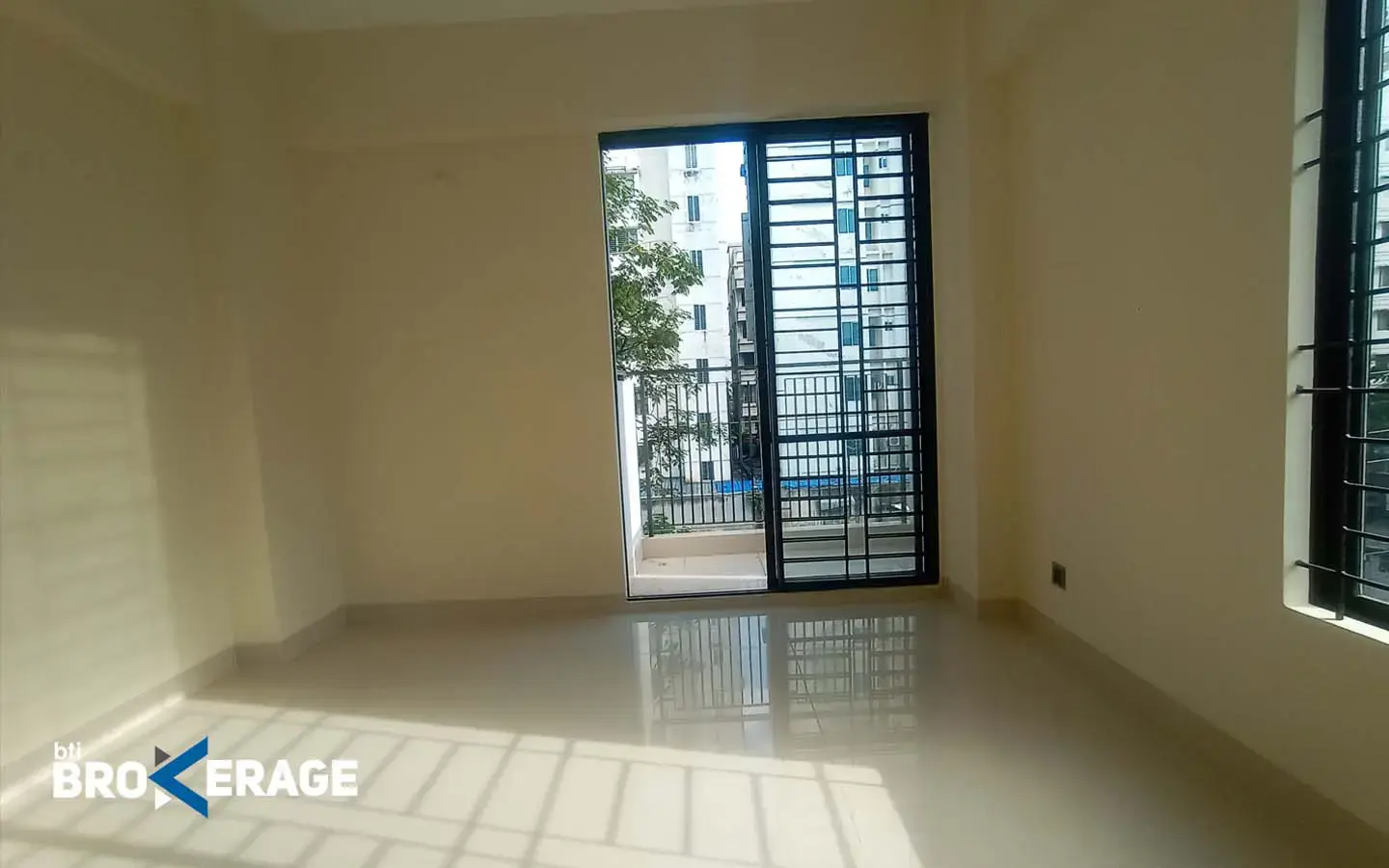 Ready flat for sale in bashundhara